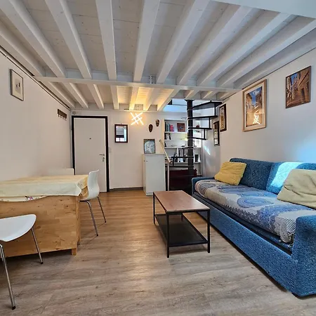 Le Duplex Du Vieux Apartamento *